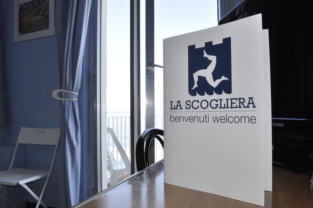 Hotel Ristorante La Scogliera - Nuova Gestione Piraino Exterior photo